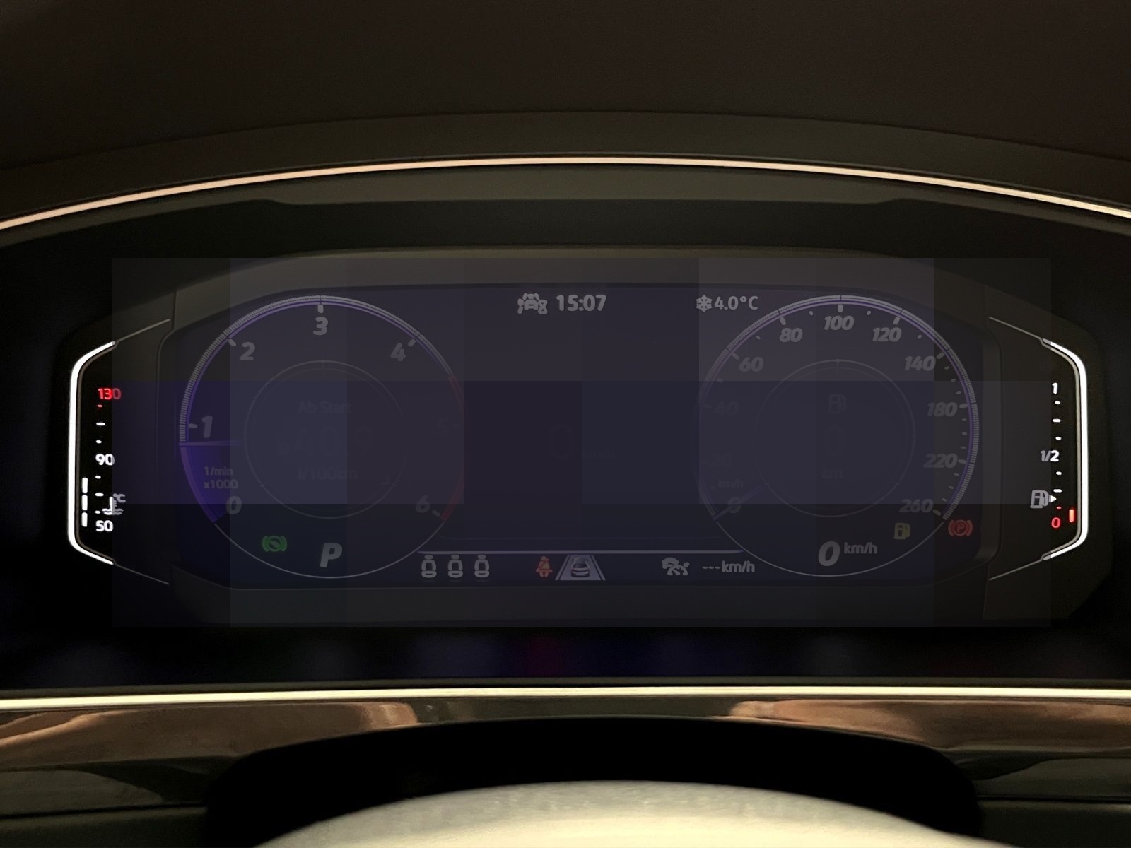 Volkswagen Tiguan 2.0 TDI DSG R-Line, APP, Sitzh., Pano, Ma foto 10