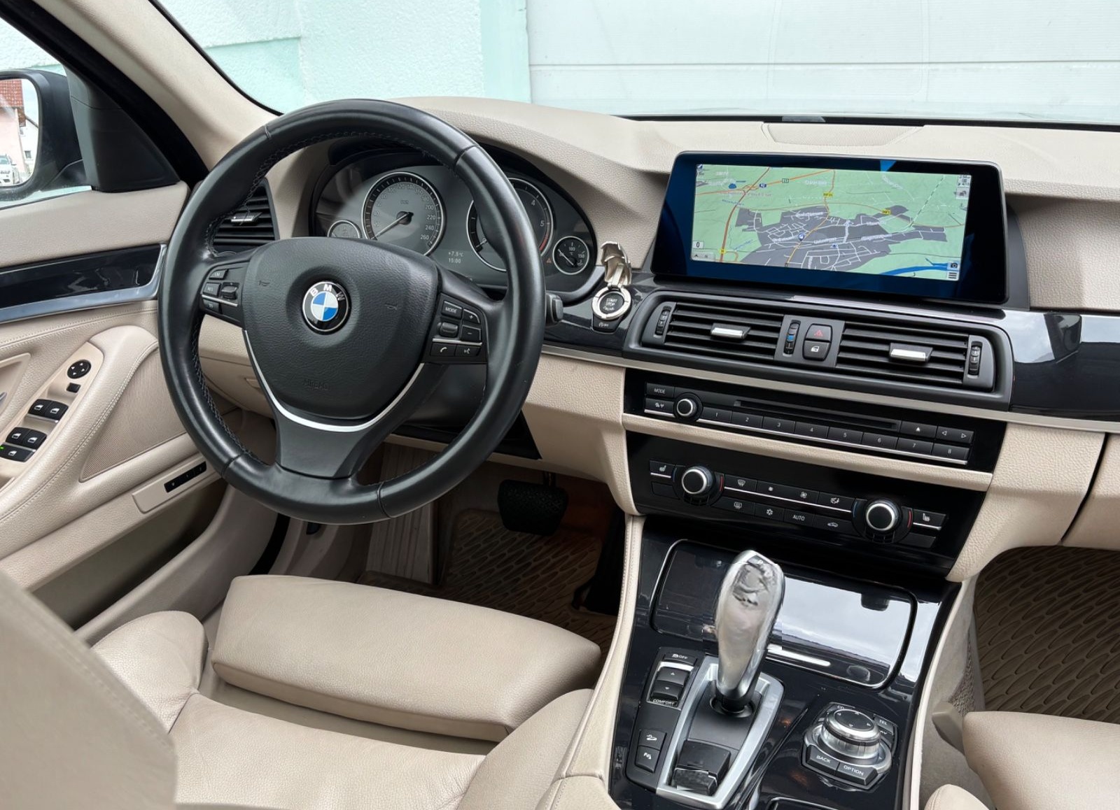 BMW 530d xDrive*Wenig KM*Rückfahrkamera+Komfortsitze foto 19