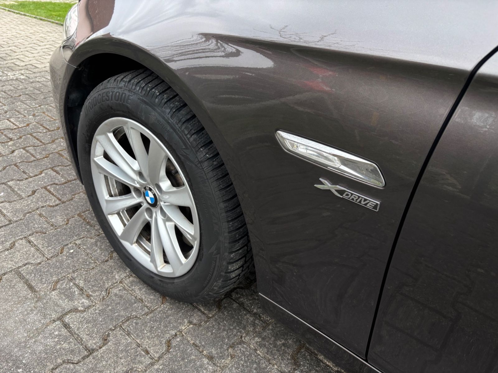 BMW 530d xDrive*Wenig KM*Rückfahrkamera+Komfortsitze foto 7