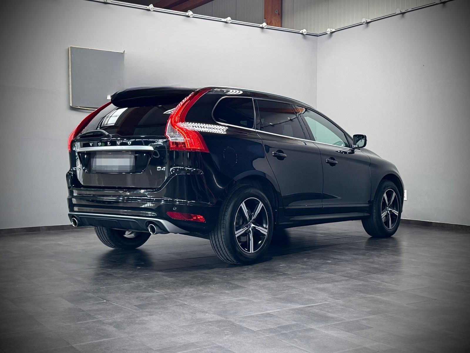 Volvo XC60*R-DESIGN*KAMERA*NAVI*STANDHEIZUNG foto 8