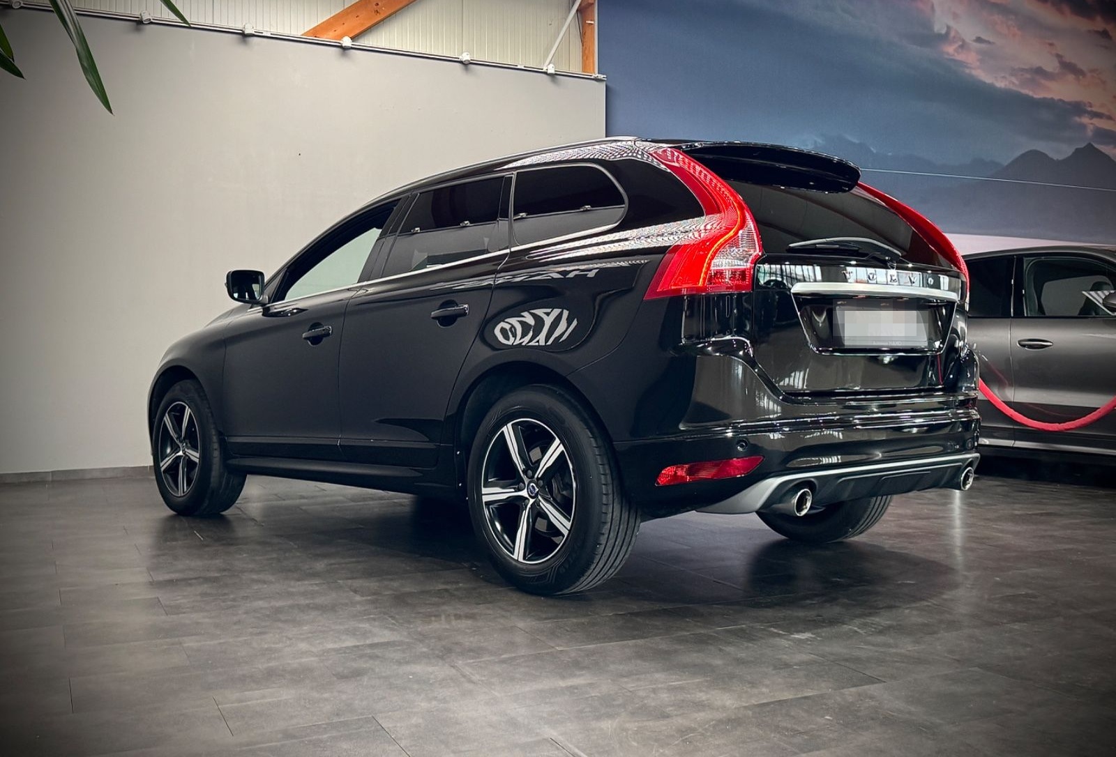 Volvo XC60*R-DESIGN*KAMERA*NAVI*STANDHEIZUNG foto 10