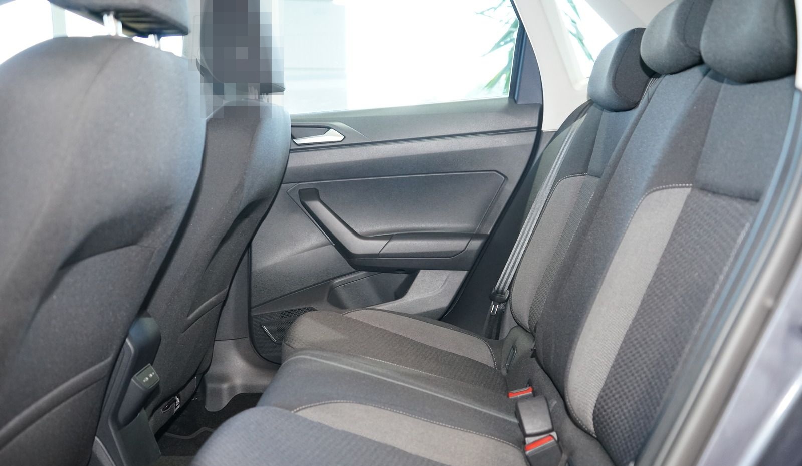 Volkswagen Polo VI LED / Carplay / Navi foto 24