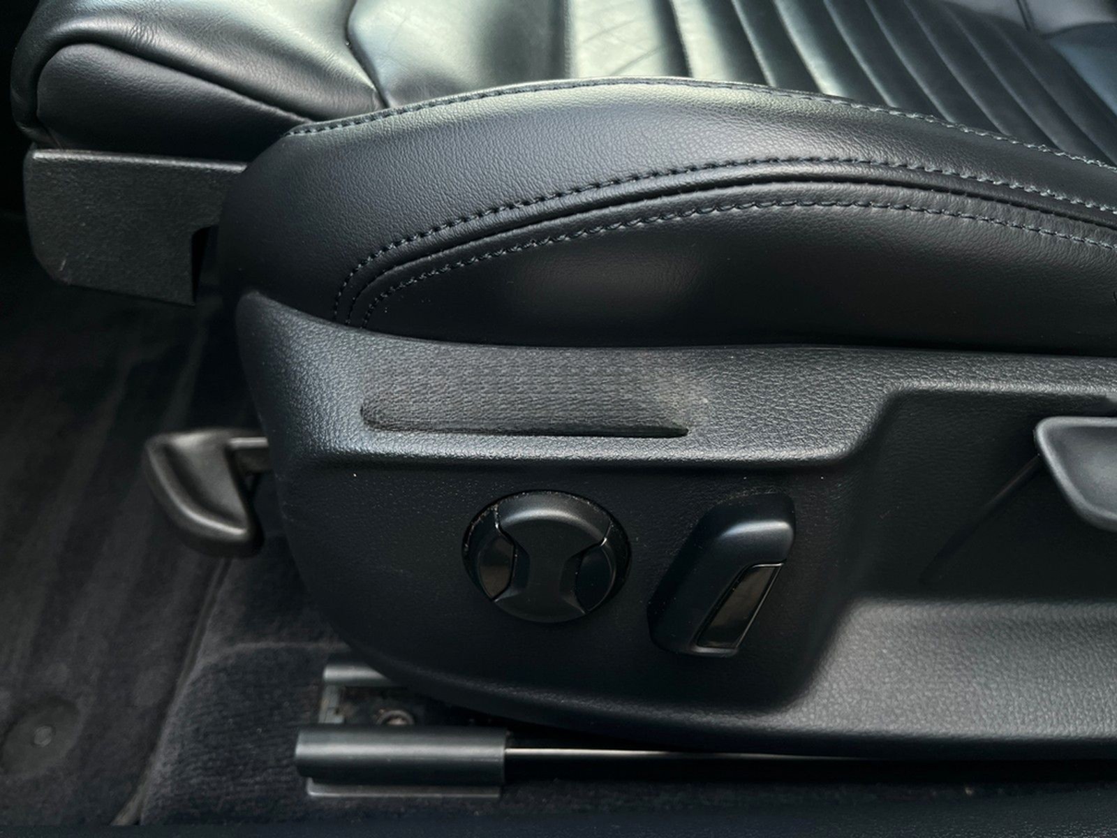 Volkswagen Passat Variant Highline/AHK/ACC/DCC/KAM/CarPlay foto 17