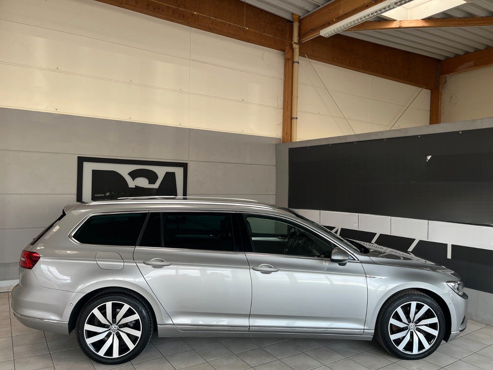 Volkswagen Passat Variant Highline/AHK/ACC/DCC/KAM/CarPlay foto 10