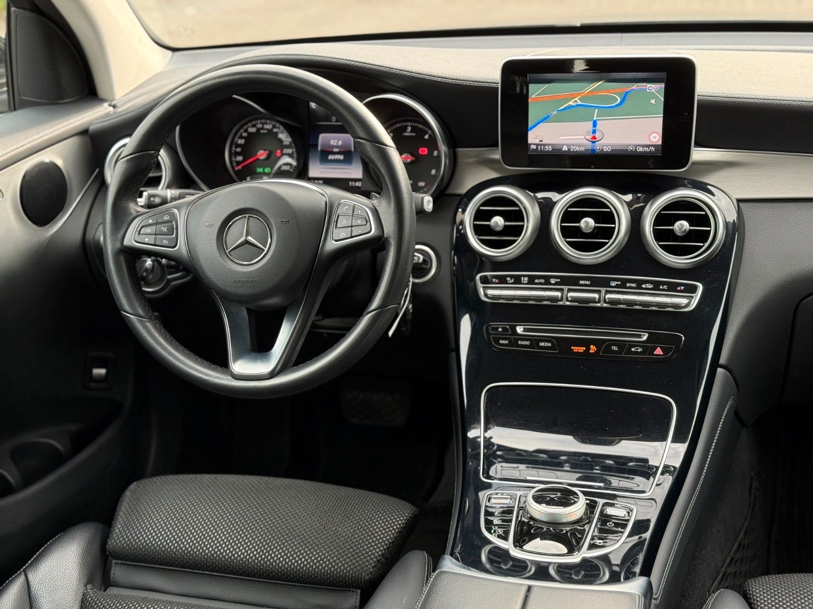 Mercedes-Benz GLC 220 d 4Matic Garantie* 1.Hand* foto 21