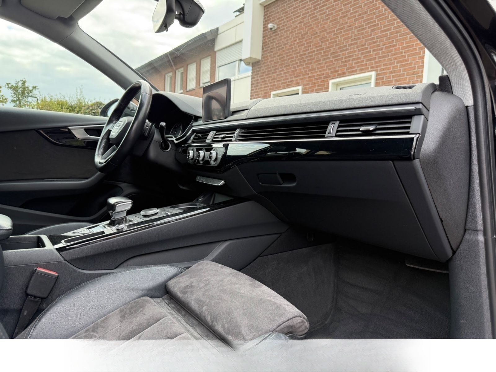 Audi A4 Avant 2.0 TFSI Basis foto 22