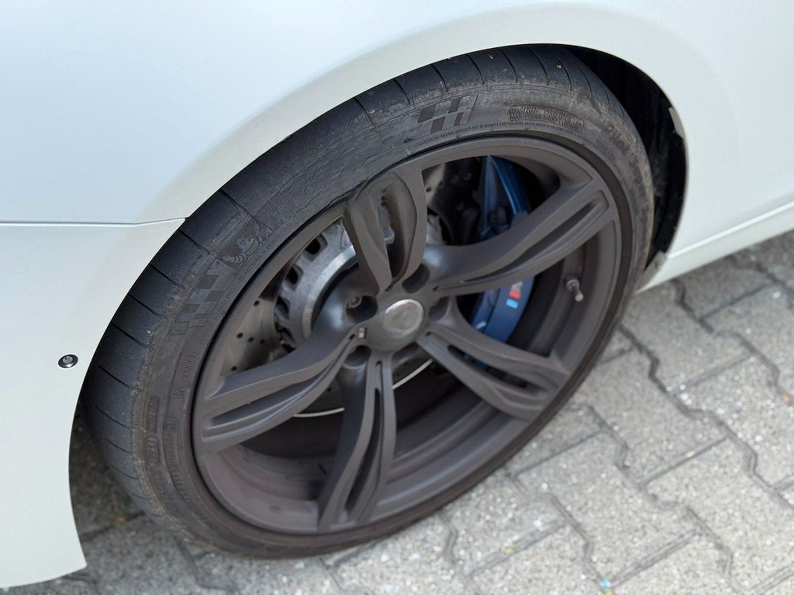 BMW M6 Cabrio Akrapovič*B&O*Individual*Memory* foto 17