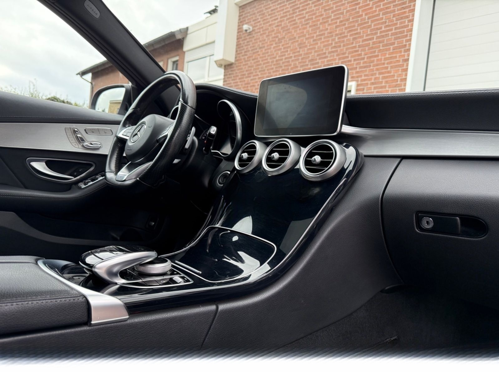 Mercedes-Benz C-Klasse C 400 T-Modell 4Matic AMG Line foto 22