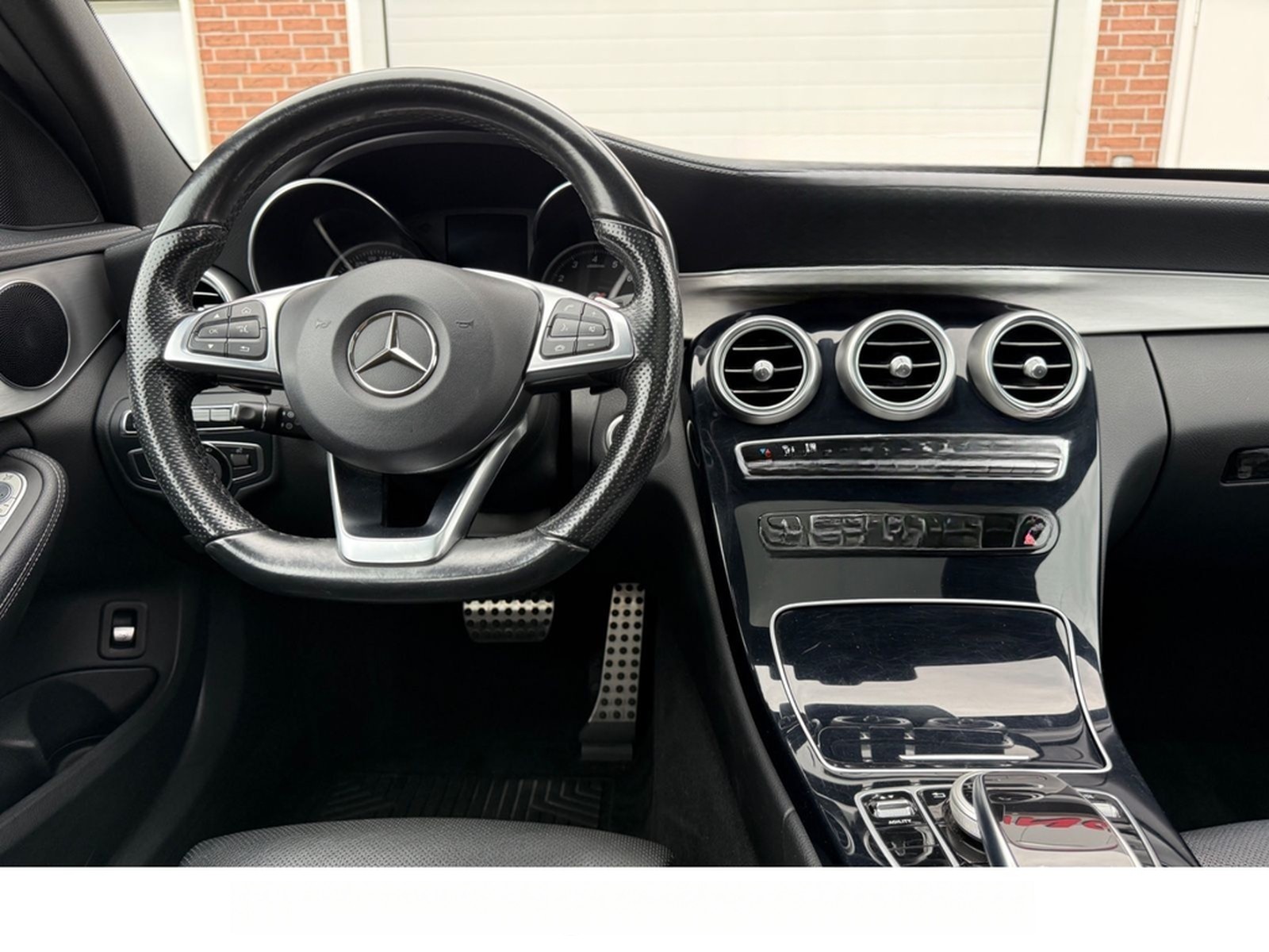 Mercedes-Benz C-Klasse C 400 T-Modell 4Matic AMG Line foto 26