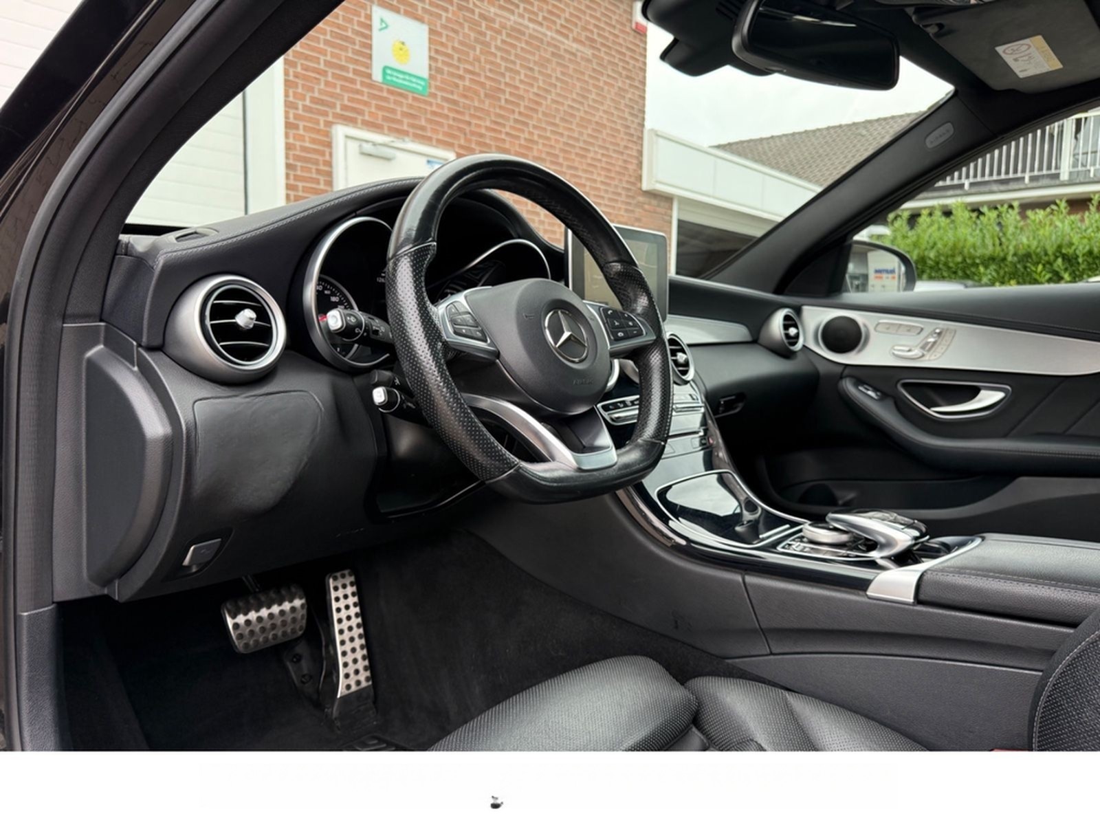 Mercedes-Benz C-Klasse C 400 T-Modell 4Matic AMG Line foto 27