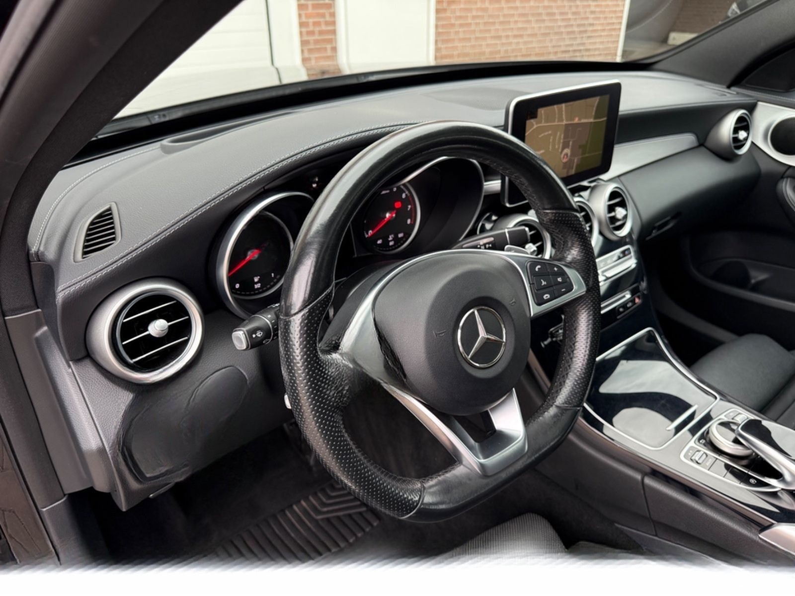 Mercedes-Benz C-Klasse C 400 T-Modell 4Matic AMG Line foto 28
