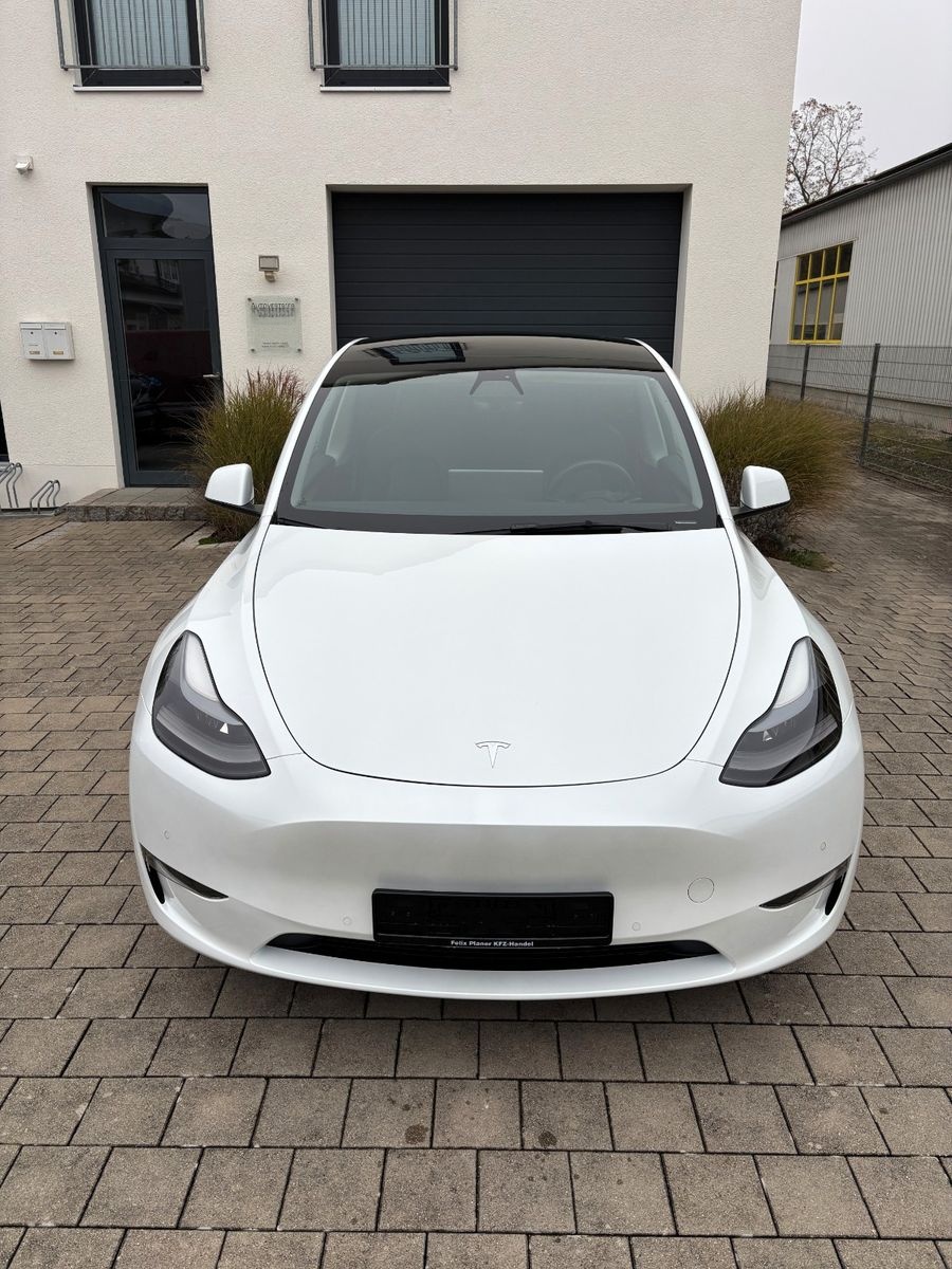 Tesla Model Y Long Range Dual AWD foto 2