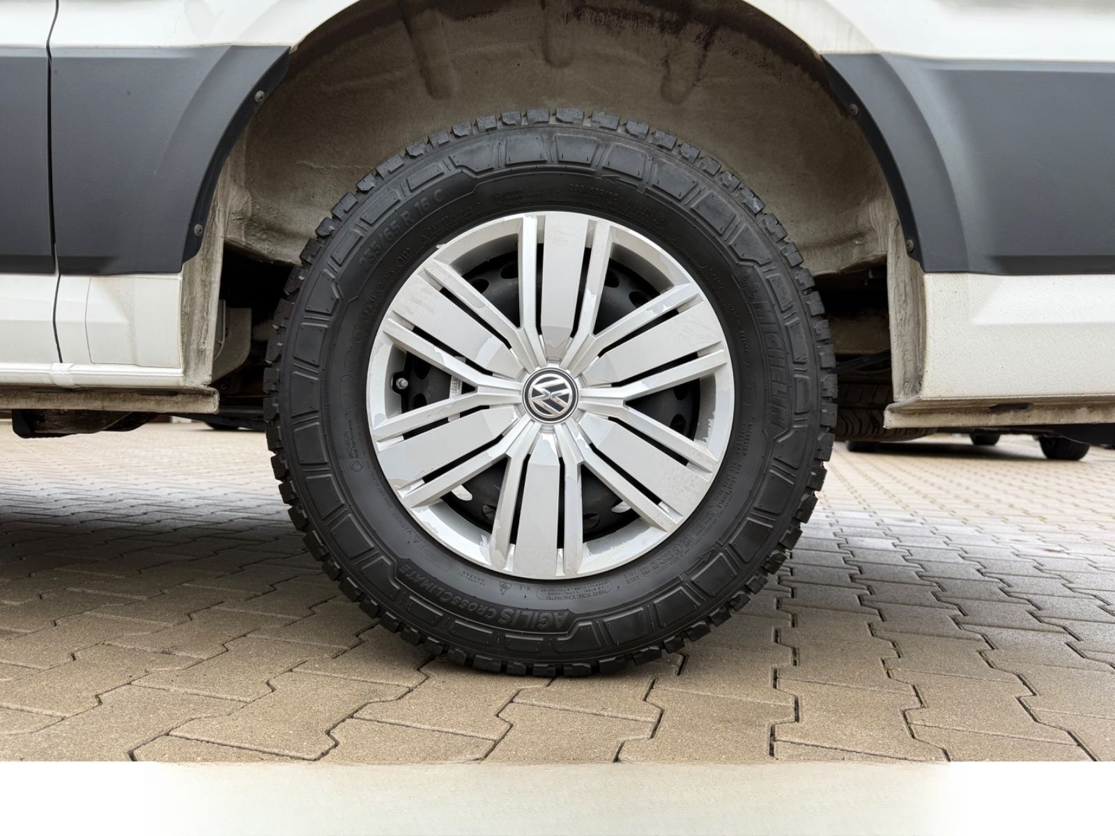 Volkswagen Crafter Kasten 35 Mittellang Hochdach foto 11