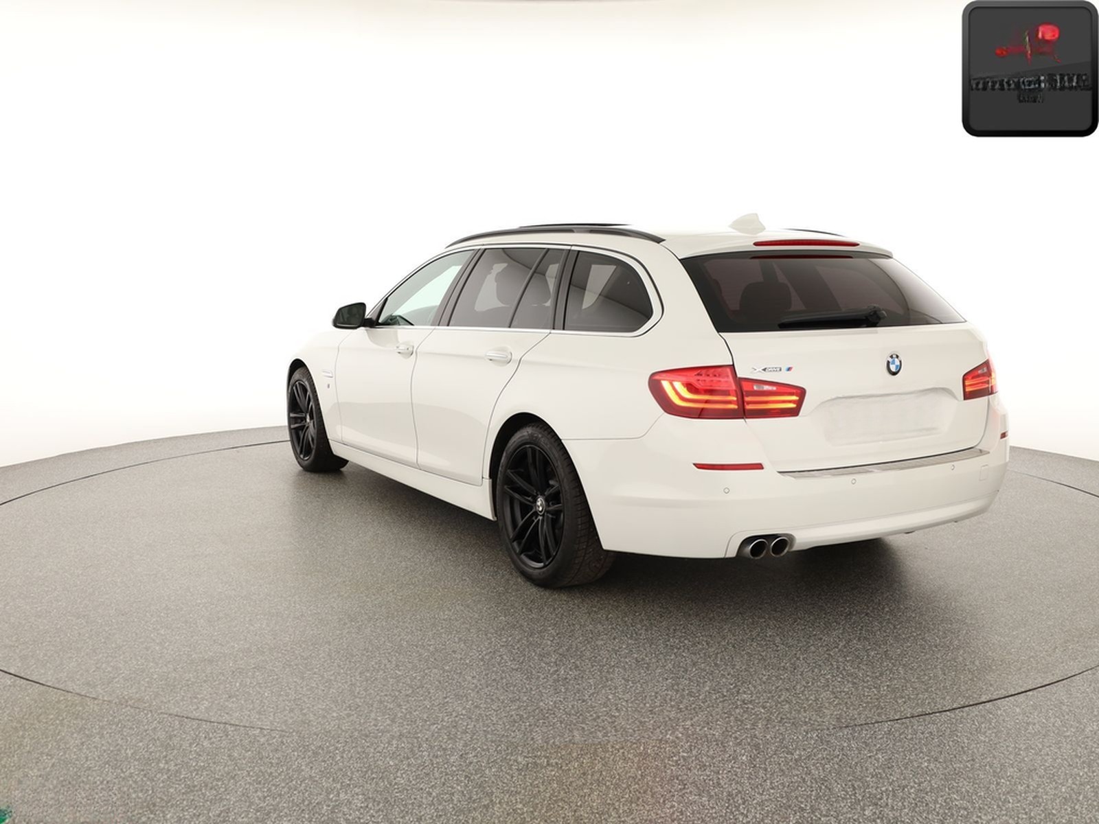 BMW 520 d T xDrive PANORAMA,NAVIPROF,KEYLESS,AHK,SH foto 3