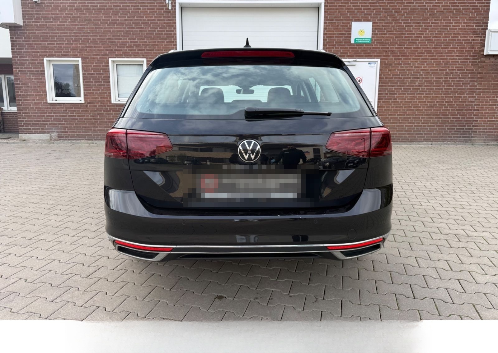 Volkswagen Passat Variant 2.0 TDI Elegance foto 8