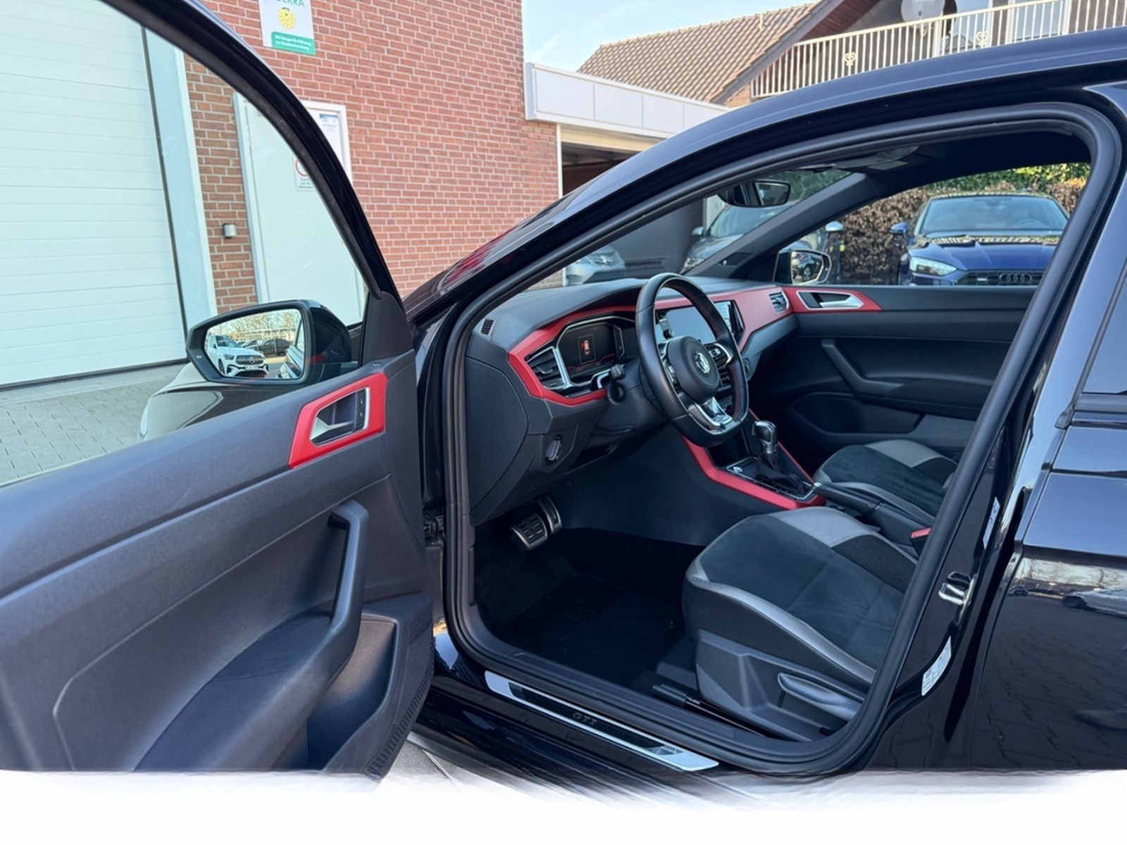 Volkswagen Polo VI 2.0 TSI GTI foto 13