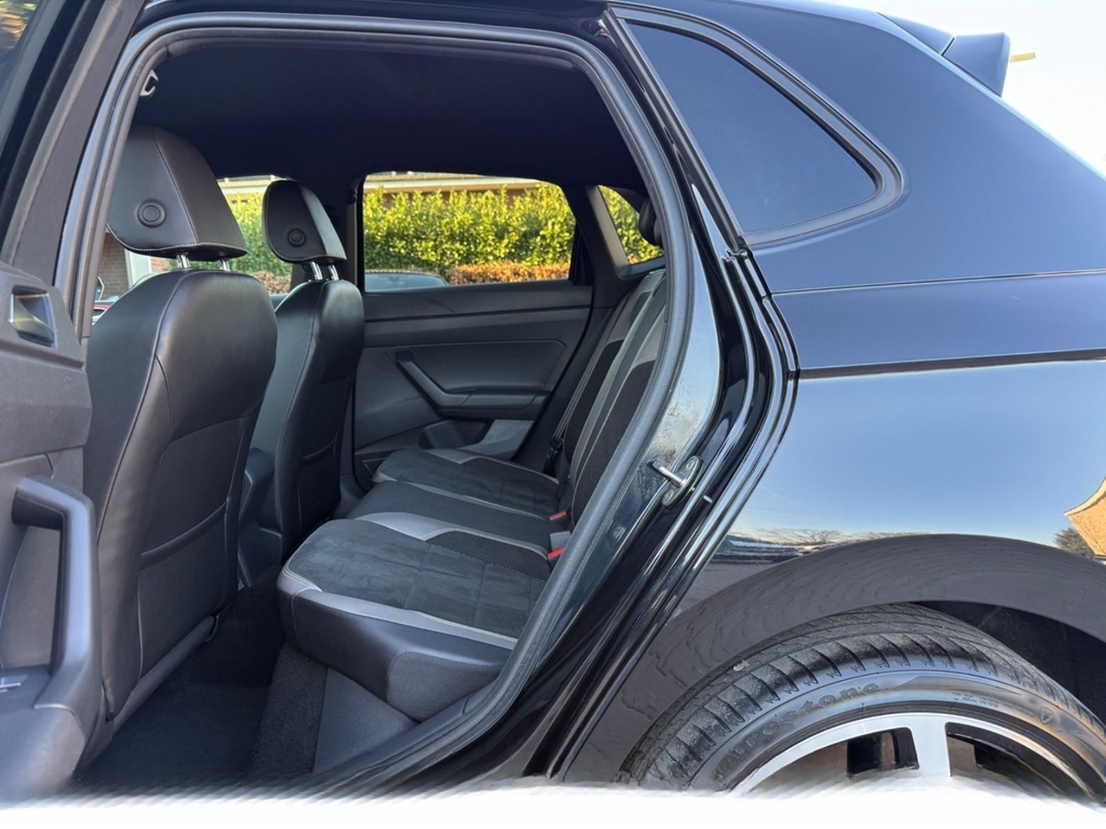 Volkswagen Polo VI 2.0 TSI GTI foto 14
