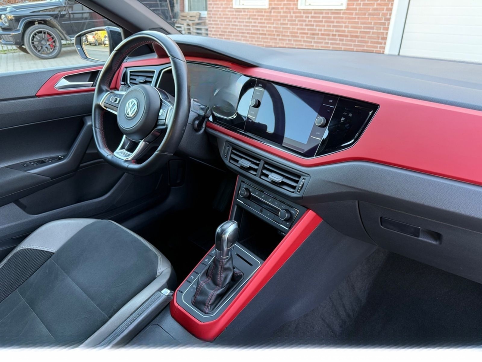 Volkswagen Polo VI 2.0 TSI GTI foto 23