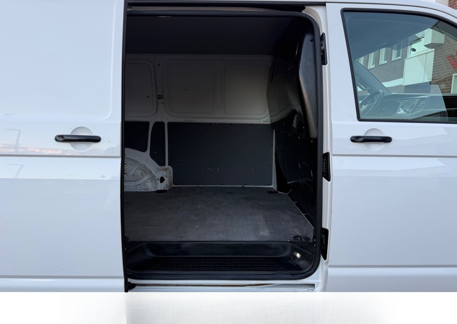 Volkswagen T6.1 Transporter Kasten EcoProfi foto 16
