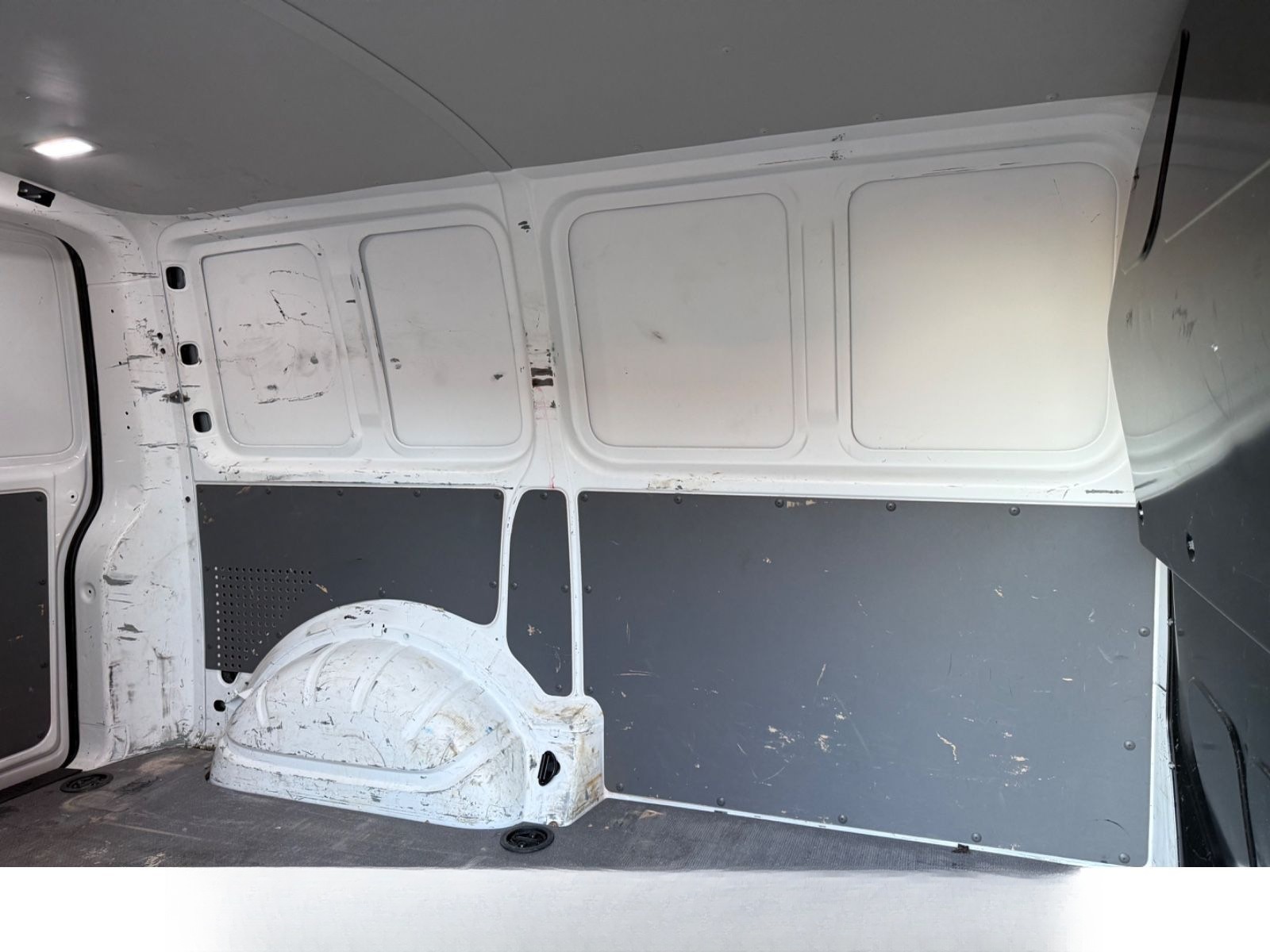 Volkswagen T6.1 Transporter Kasten EcoProfi foto 18