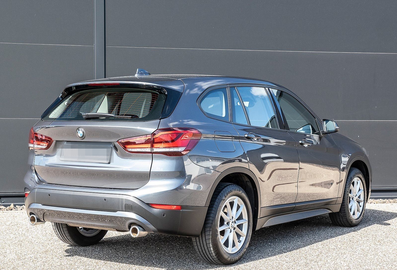 BMW X1 sDrive18d Aut. LED Sportsitz DAB Navi SH 1VB foto 2