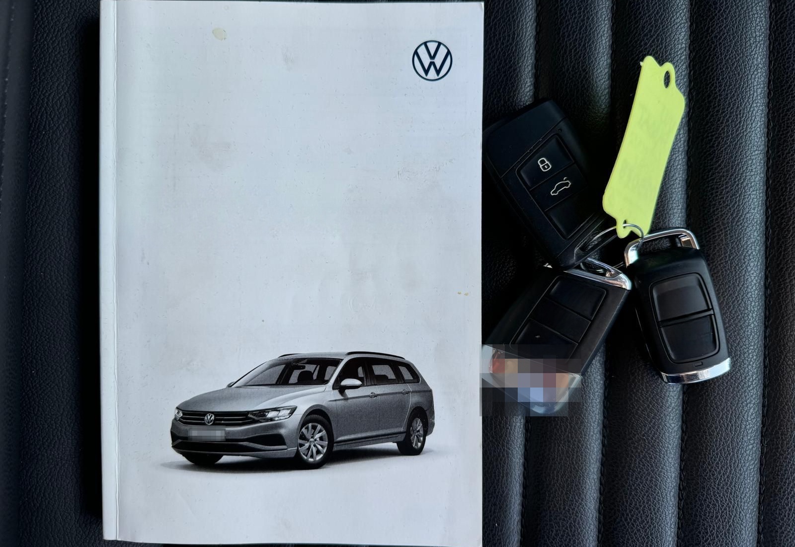 Volkswagen Passat Var Virtual Pano Leder AHK HUD StHeizung foto 14