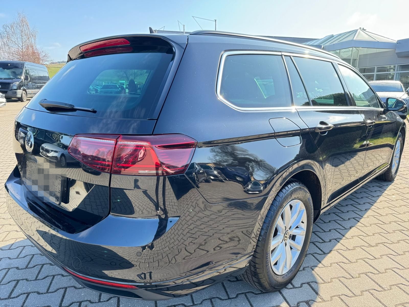 Volkswagen Passat Var Virtual Pano Leder AHK HUD StHeizung foto 4