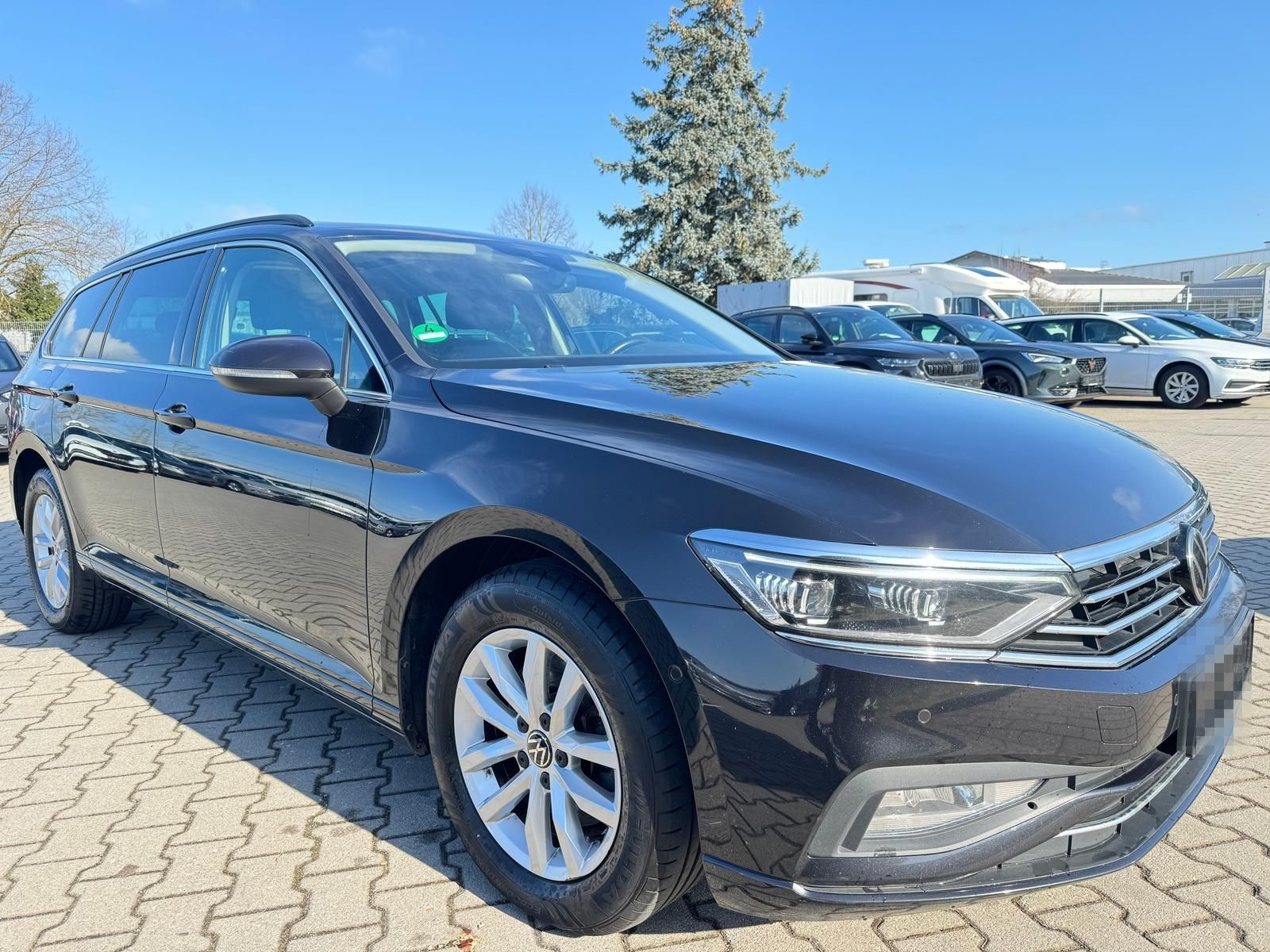 Volkswagen Passat Var Virtual Pano Leder AHK HUD StHeizung foto 6