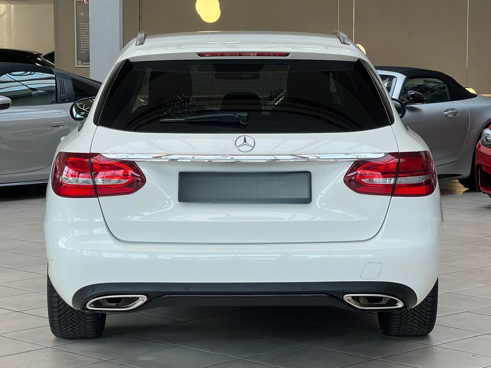 Mercedes-Benz C 250 T Avantgarde*NIGHT*ACC*NAV*RFK*CARPLAY* foto 4
