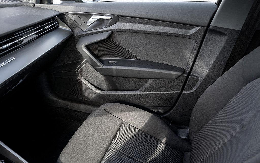 Audi A3 Sportback 40 TFSI e NAVI LED VIRTUAL SHZ ACC foto 10