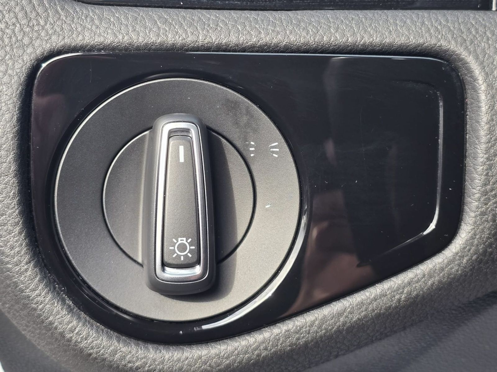 Volkswagen Golf VII 2.0 TSI|GTI|Navi|PDC|SHZ|ACC|AHK|Sport foto 21