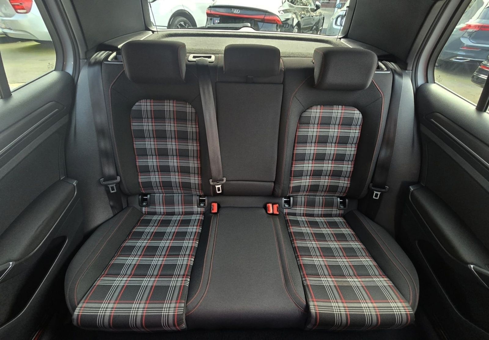 Volkswagen Golf VII 2.0 TSI|GTI|Navi|PDC|SHZ|ACC|AHK|Sport foto 24