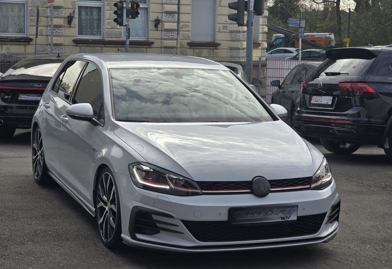 Volkswagen Golf VII 2.0 TSI|GTI|Navi|PDC|SHZ|ACC|AHK|Sport foto 4