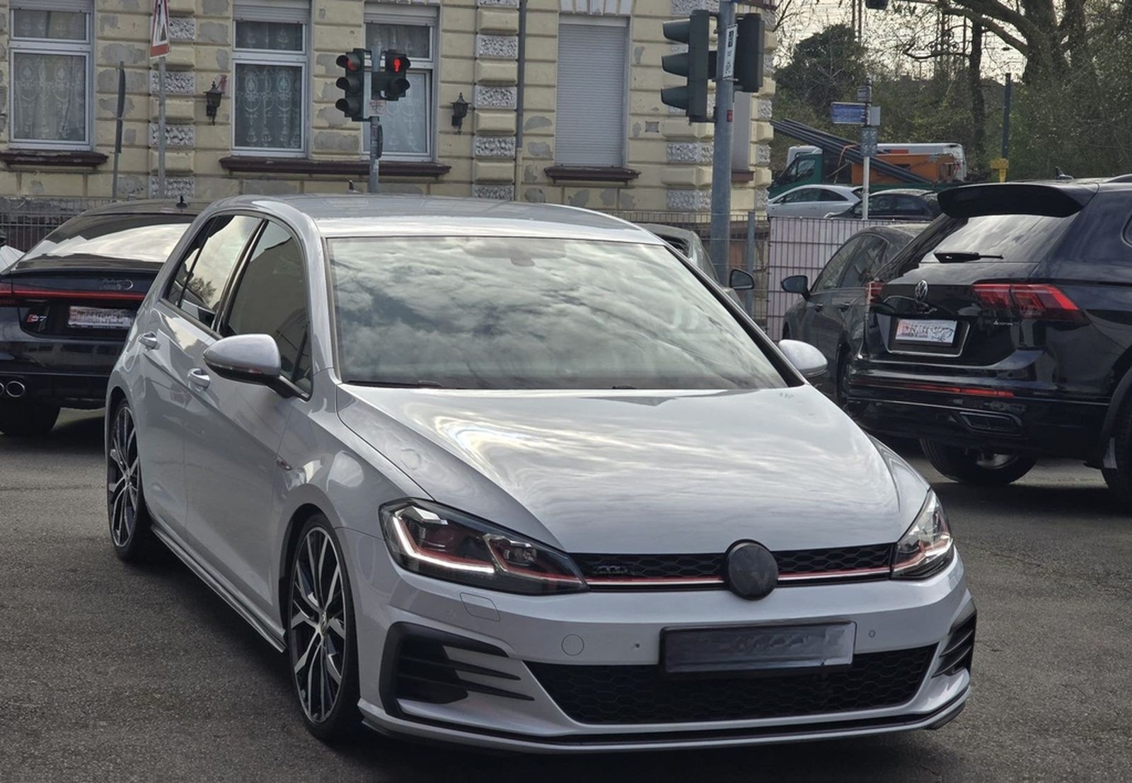 Volkswagen Golf VII 2.0 TSI|GTI|Navi|PDC|SHZ|ACC|AHK|Sport foto 6