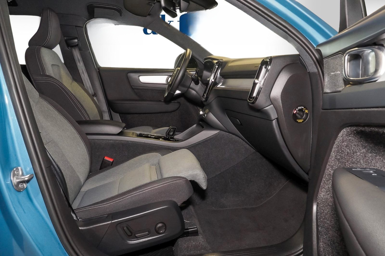 Volvo XC40 B3 2WD Plus Dark Aut.-Navi*AHK*360°Kamera*H foto 6