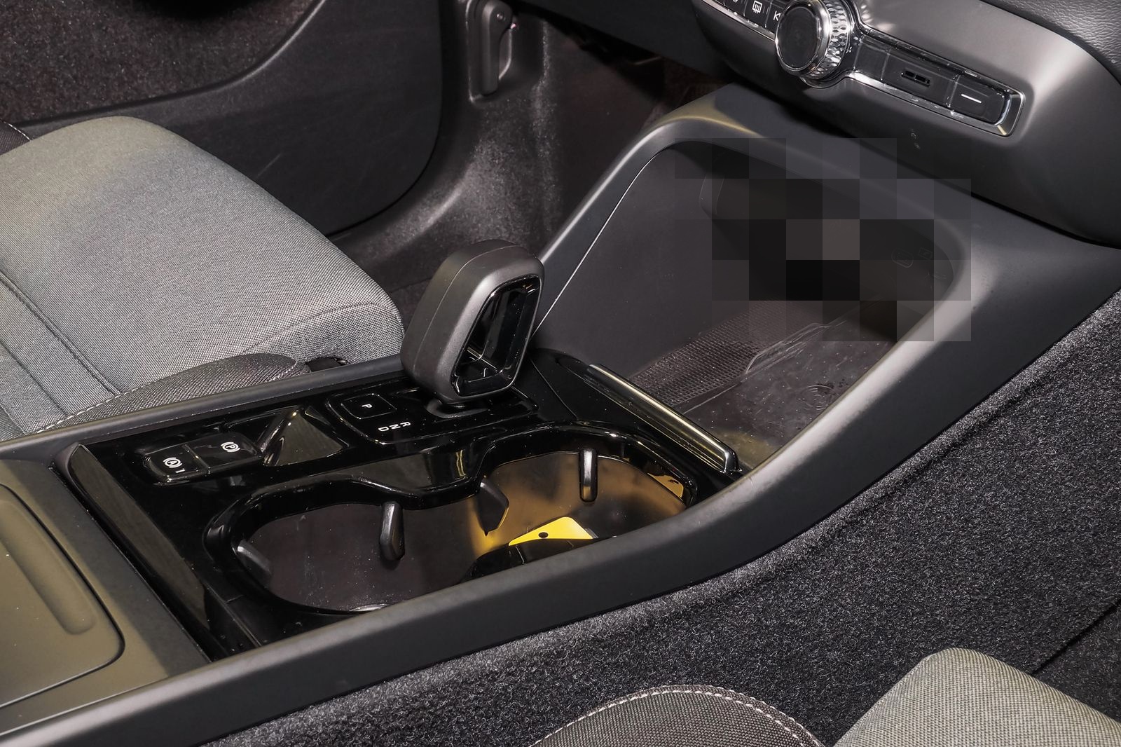 Volvo XC40 B3 2WD Plus Dark Aut.-Navi*AHK*360°Kamera*H foto 8