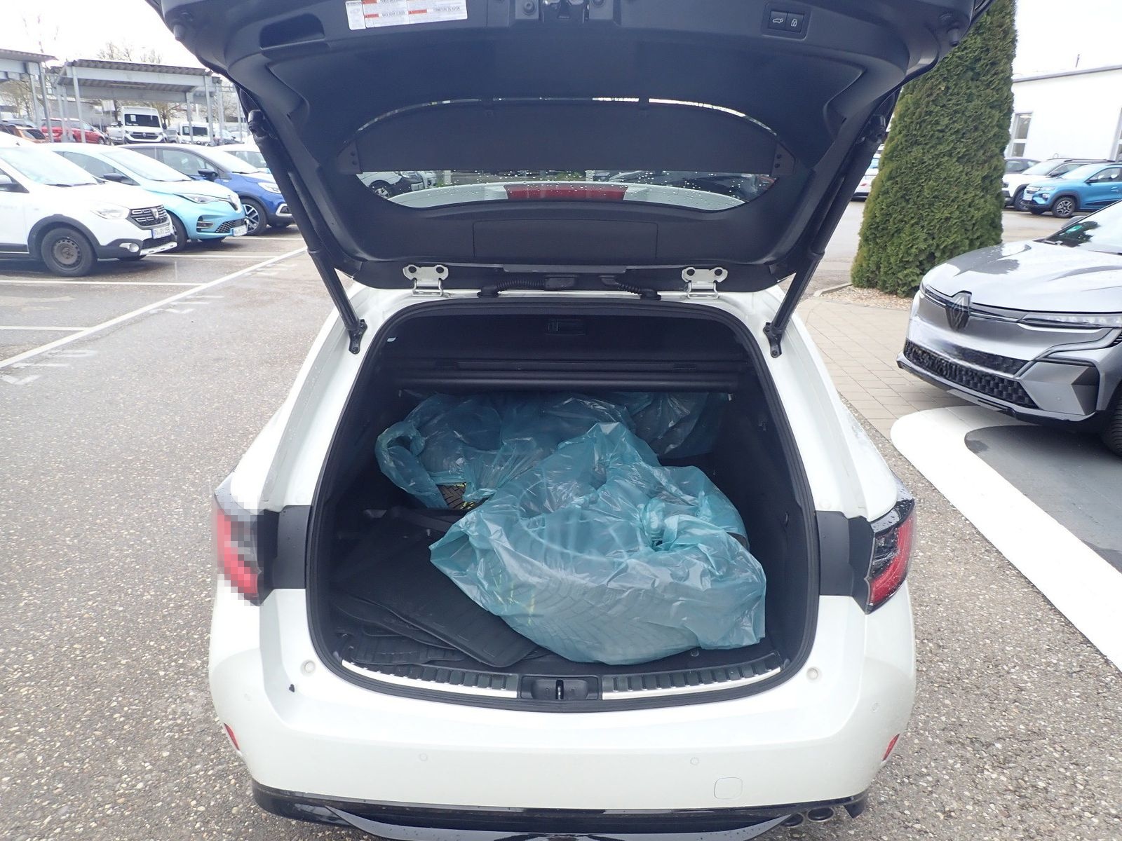 Toyota Corolla Touring Sports Hybrid GR Sport 2.0 foto 6