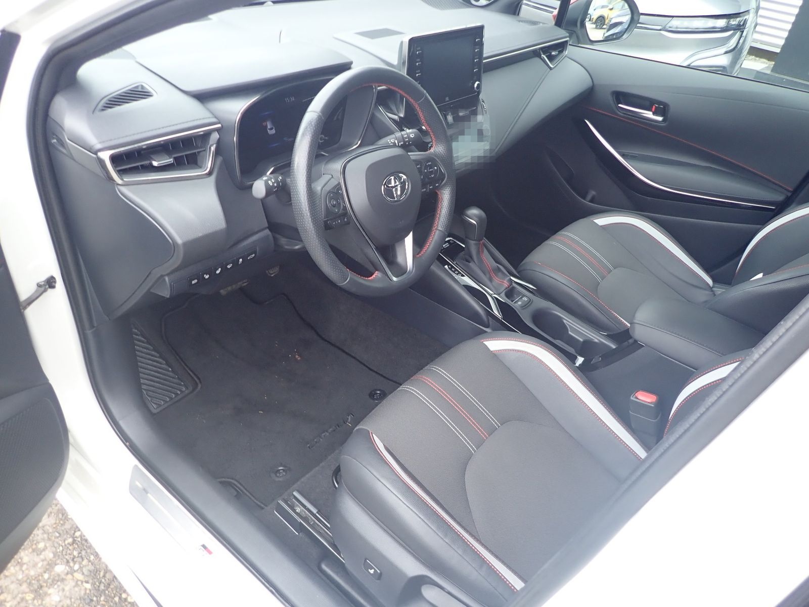 Toyota Corolla Touring Sports Hybrid GR Sport 2.0 foto 9