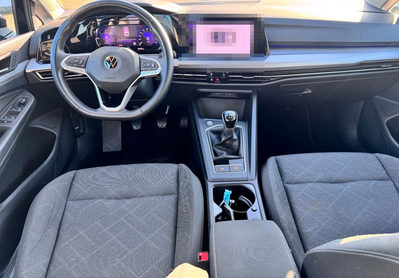 Volkswagen Golf VIII Lim. Life 2.0 TDI /LED/NAVI/AMBIENTE foto 9