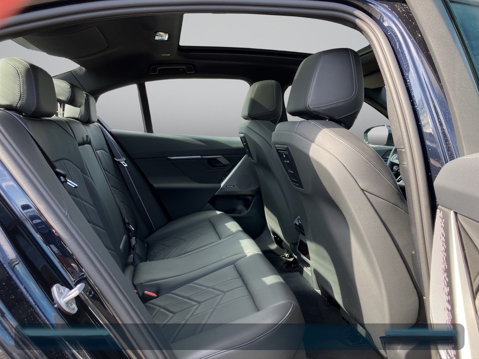BMW 520d Limousine M Sportpaket Head-Up UPE: 78.259€ foto 20