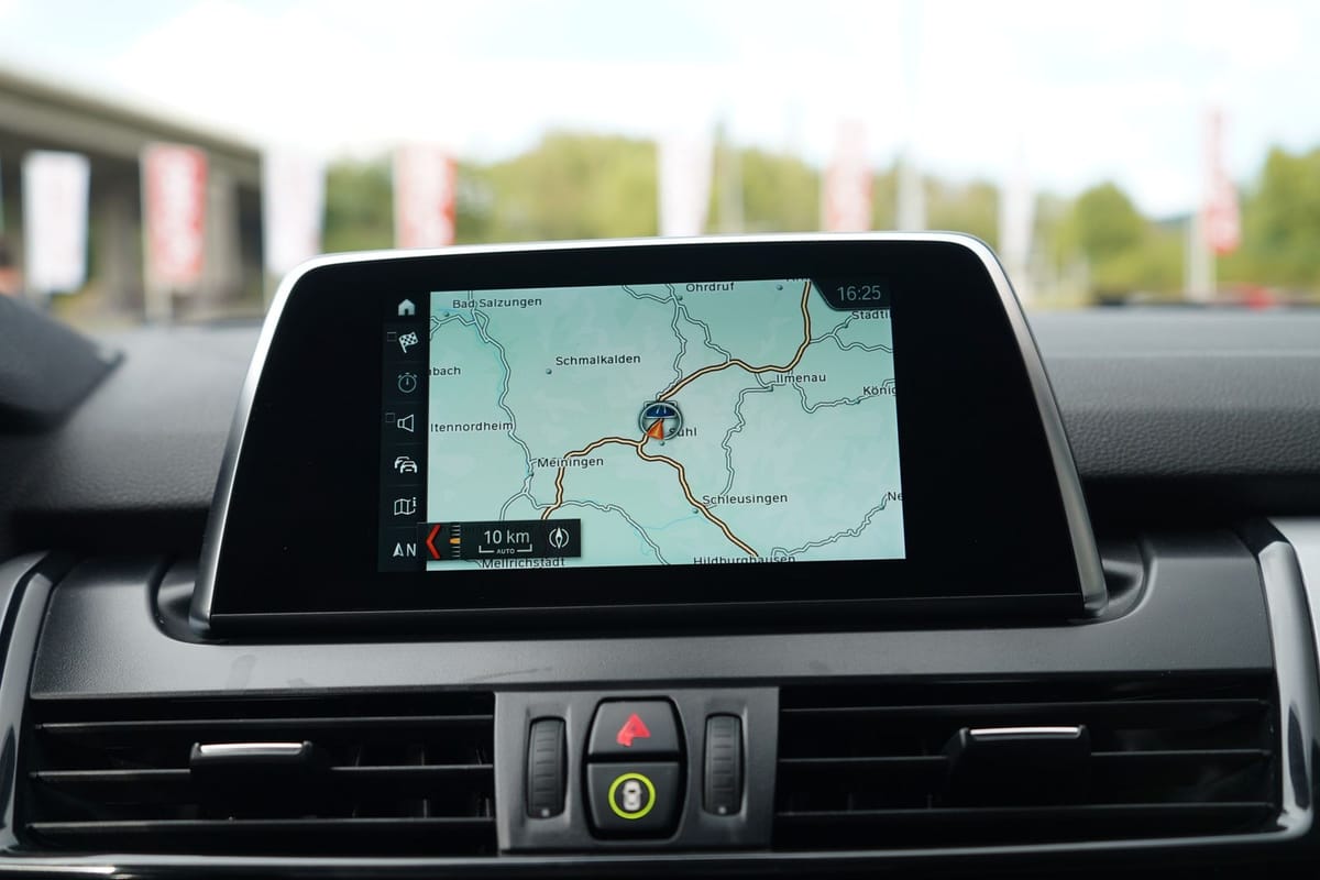 BMW 218d xDrive Active Tourer LED Navi ACC DAB AHK foto 13