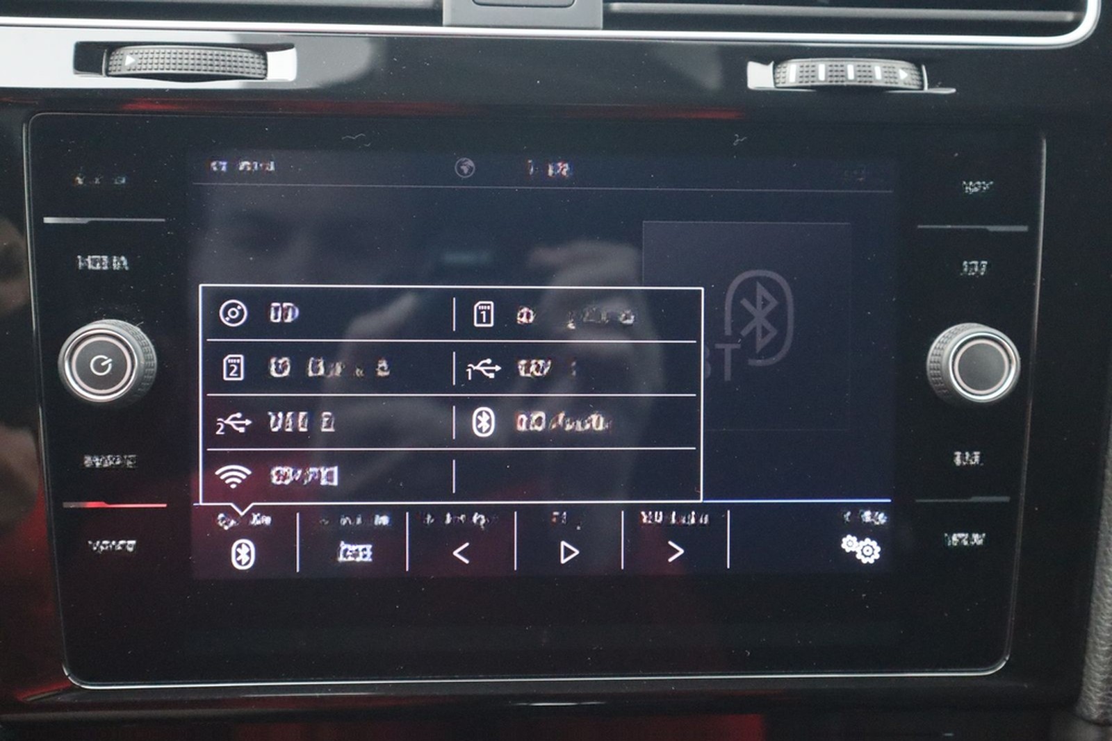 Volkswagen Golf VII Variant R 2.0 TSI Dynaudio Kamera ACC foto 26