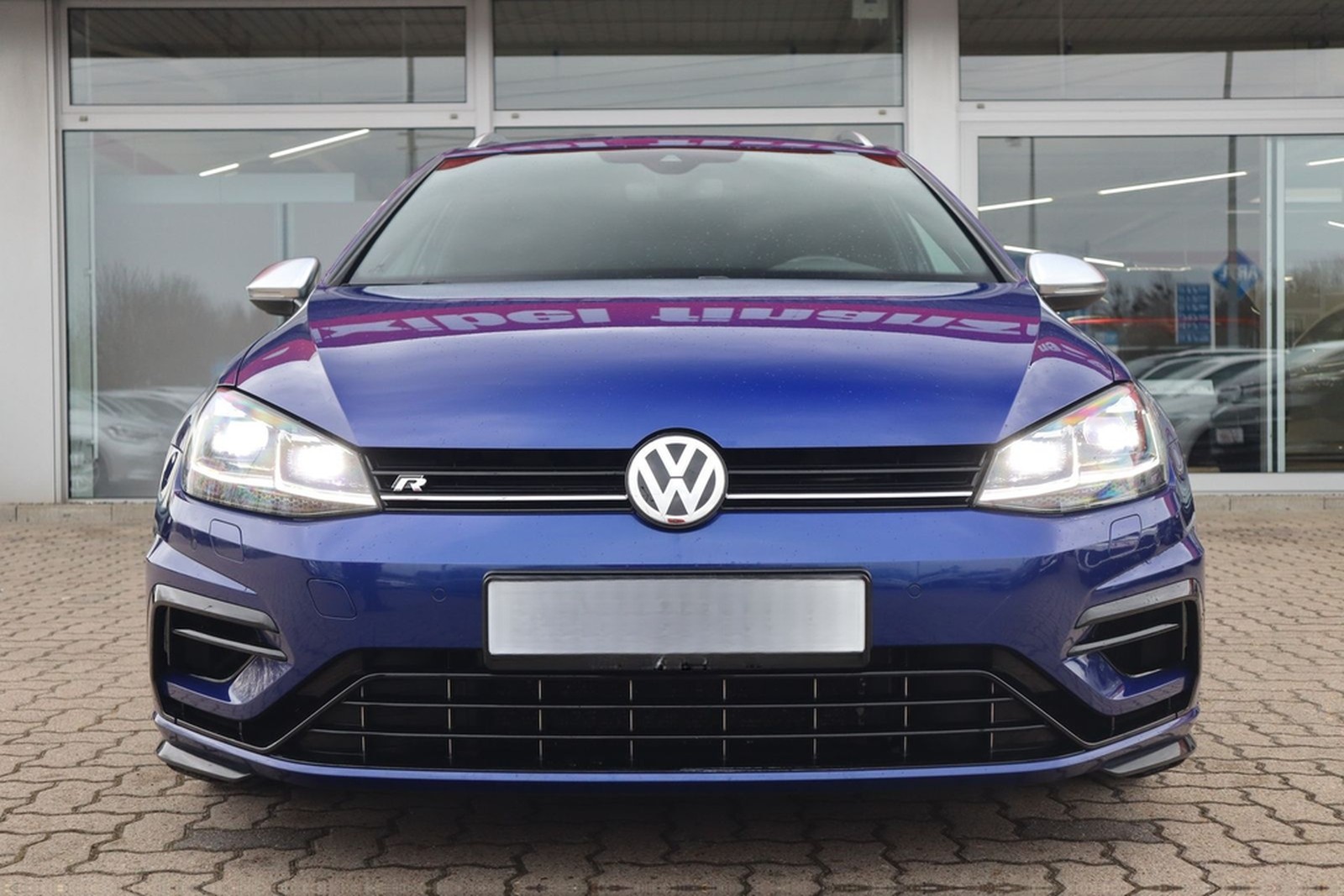 Volkswagen Golf VII Variant R 2.0 TSI Dynaudio Kamera ACC foto 7