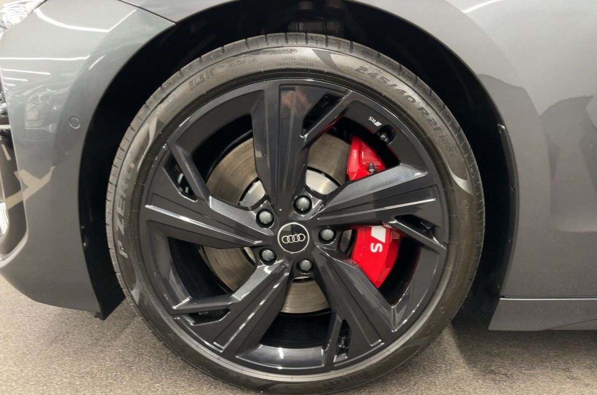 Audi S6 Avant e-tron foto 15