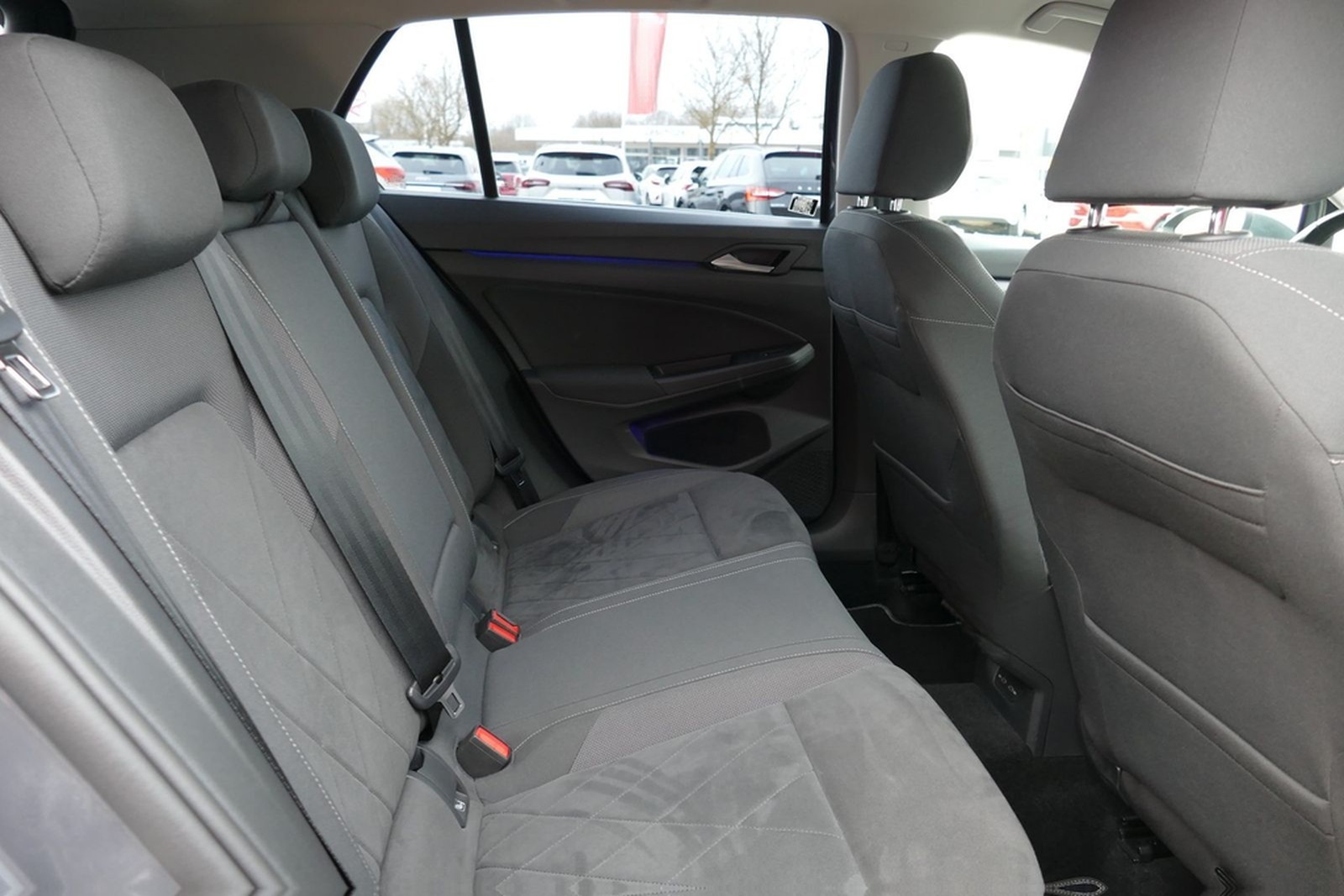 Volkswagen Golf VIII 1.5 TSI Style LED ACC Virtual Cockpit foto 24