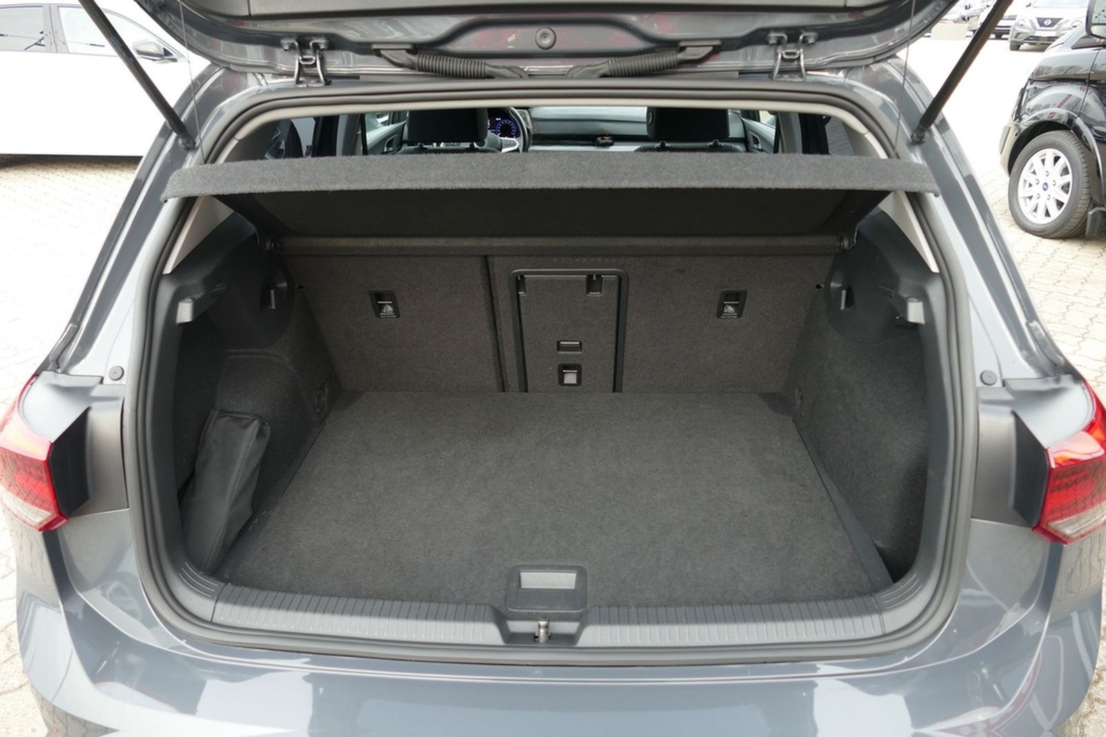 Volkswagen Golf VIII 1.5 TSI Style LED ACC Virtual Cockpit foto 25