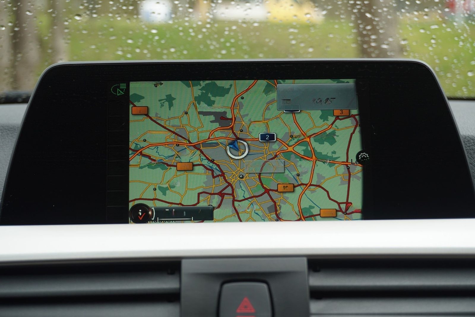 BMW 318i Touring Aut. LED Head-Up Navi Sitzheizung foto 24