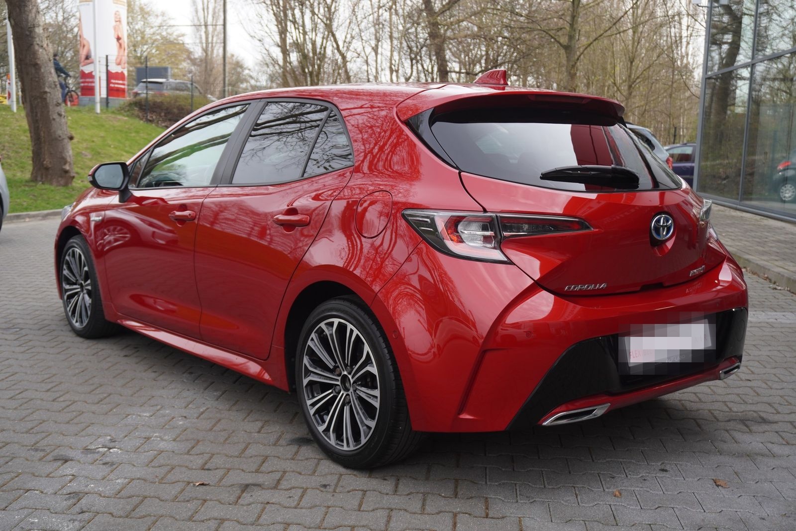 Toyota Corolla 2.0 Hybrid Club LED Navi Kamera PDC DAB foto 8