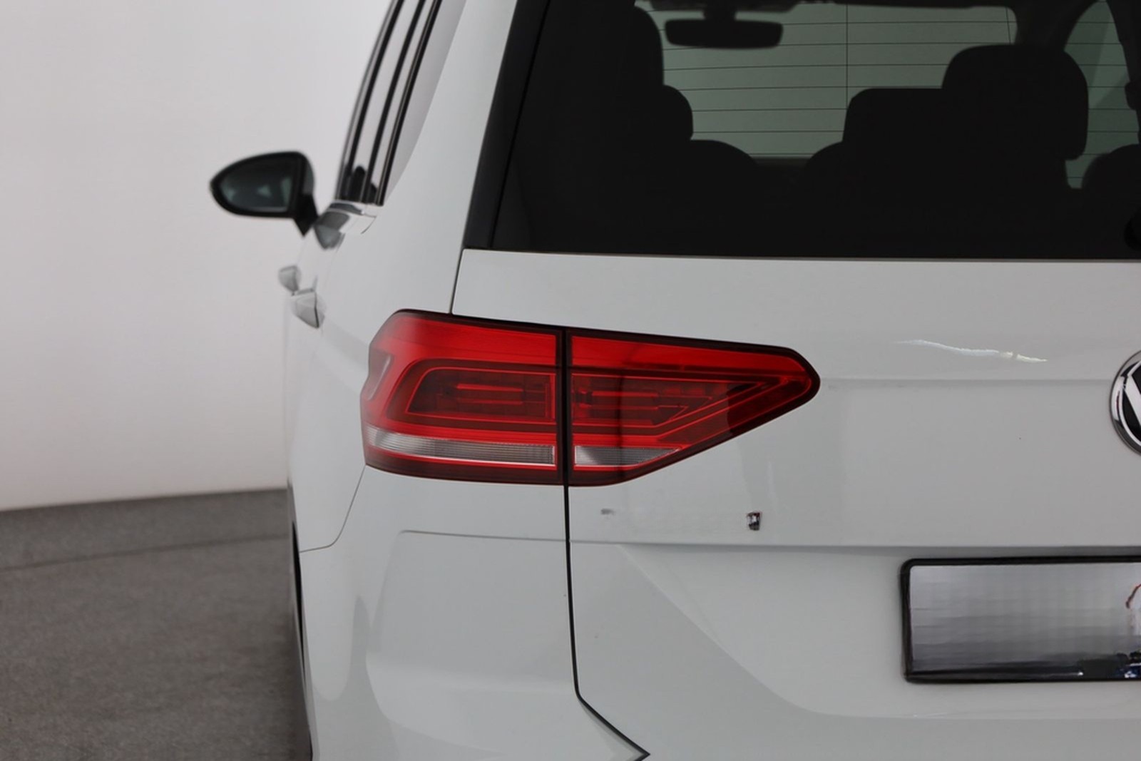 Volkswagen Touran 1.5 TSI R-Line LED 7-Sitzer Navi ACC AHK foto 33