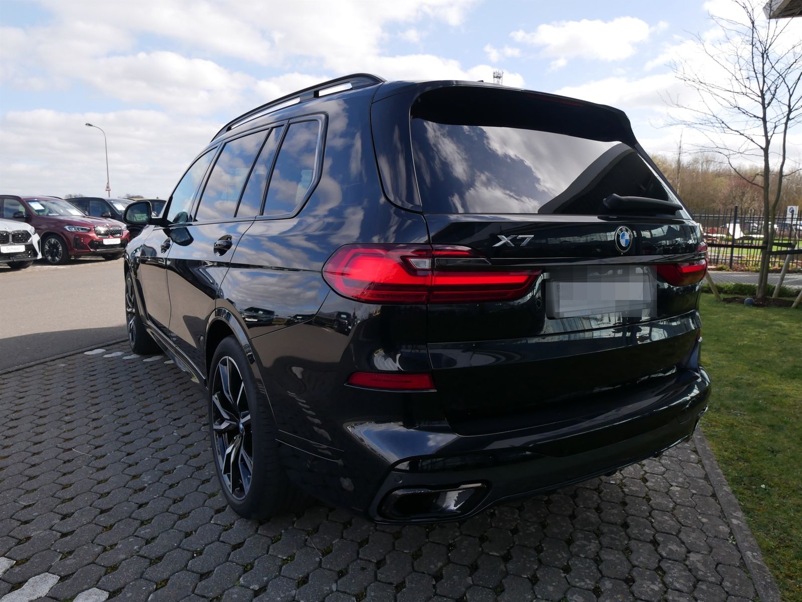 BMW X7 xDrive40d M-Sport AHK SH LASER HUD DA.Prof PA foto 3